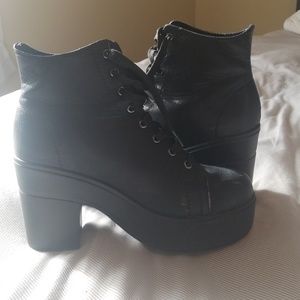 Black Dirty Laundry Boots